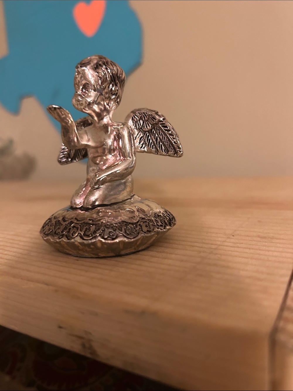 Silver Plated Angel Figurine on scalloped Base Blowing Kisses and holds jewelry
